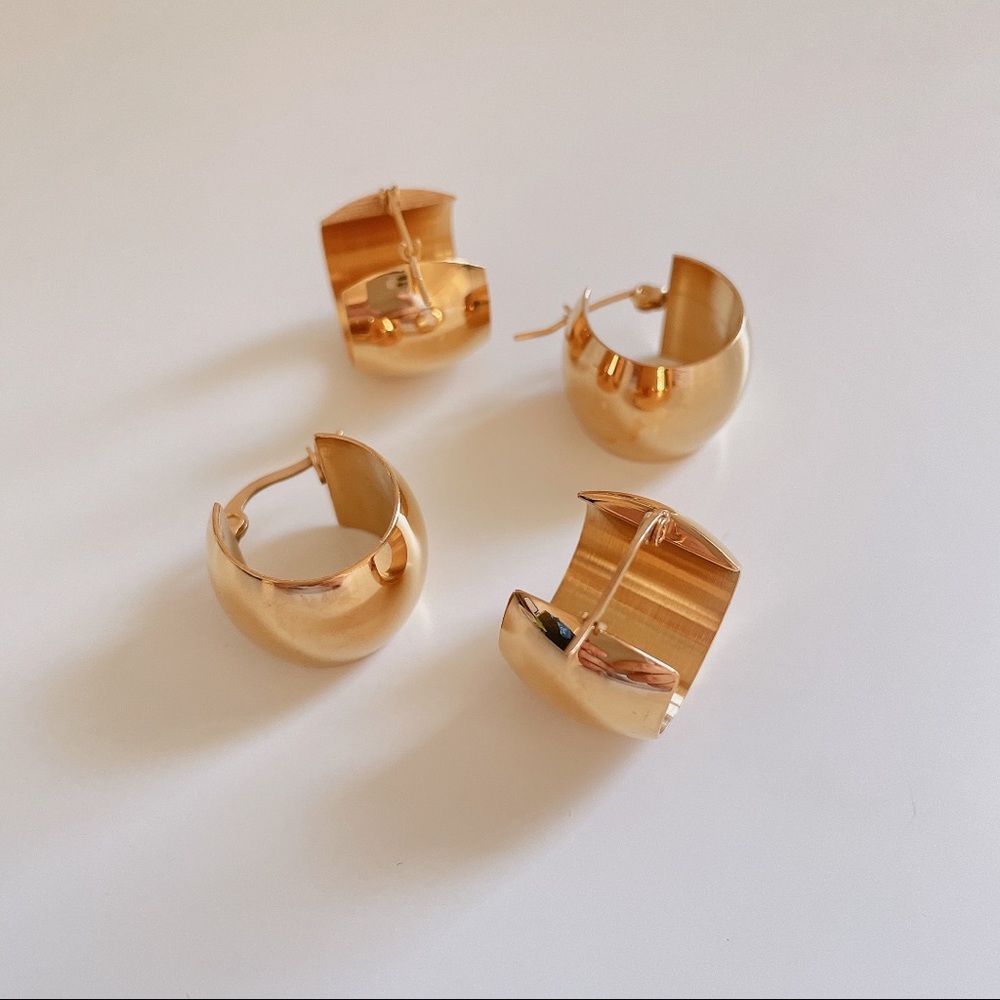 Minimalist 18K GP stainless steel hoop earrings - Picture 9 of 9